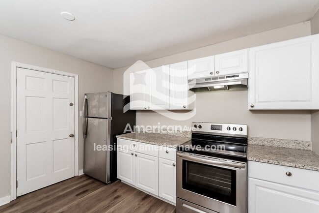 Building Photo - 6272 Spraul Ave