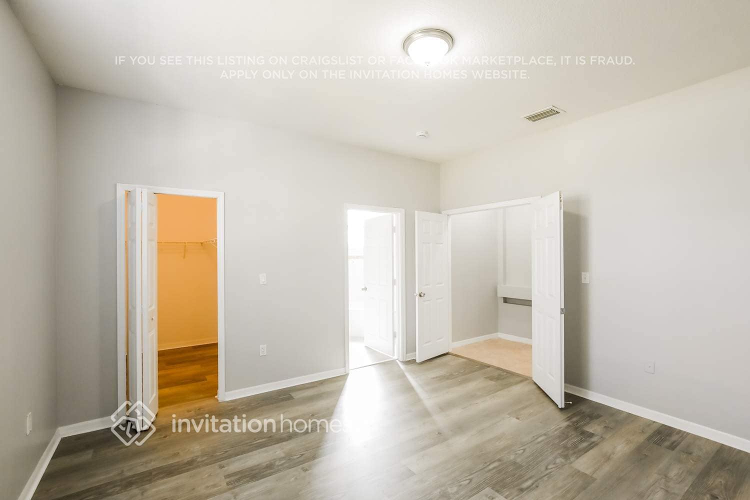 Building Photo - 9741 SW 161st Pl