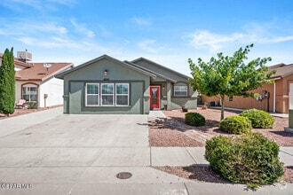 Building Photo - 14041 Sandy Rock Dr