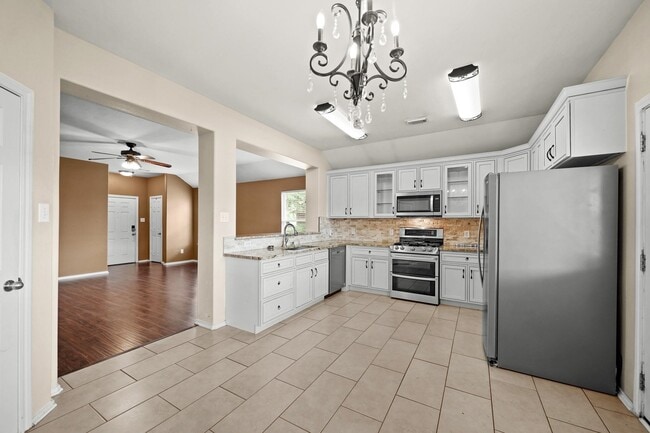 Building Photo - 2813 Waterside Trail