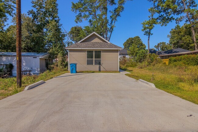 Primary Photo - 870 Omeara