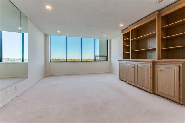 Building Photo - 6335 W Northwest Hwy