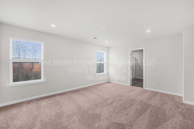 Building Photo - 2201 Lavender Mdws Ct