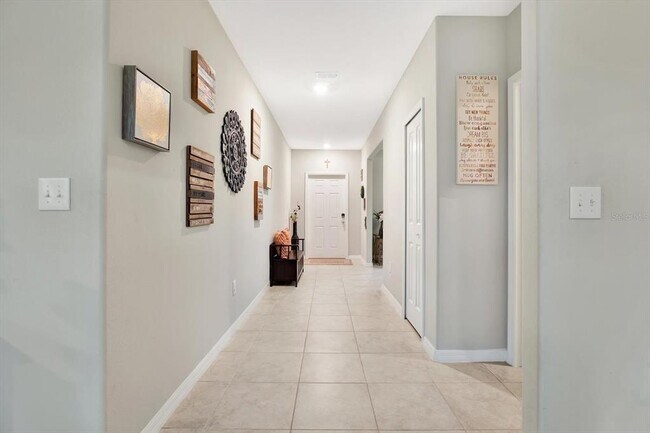 Building Photo - 12813 Wildflower Meadow Dr