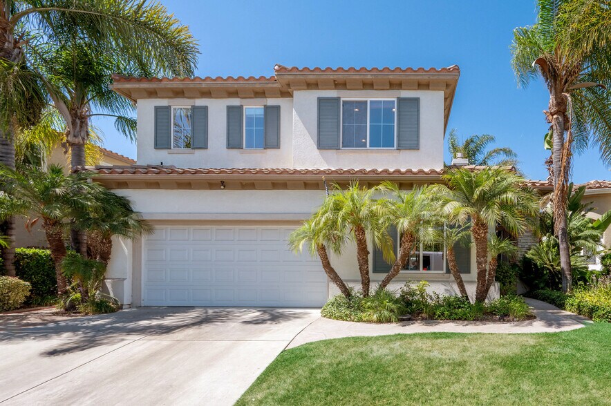 Primary Photo - 1807 Alta Vista Pl