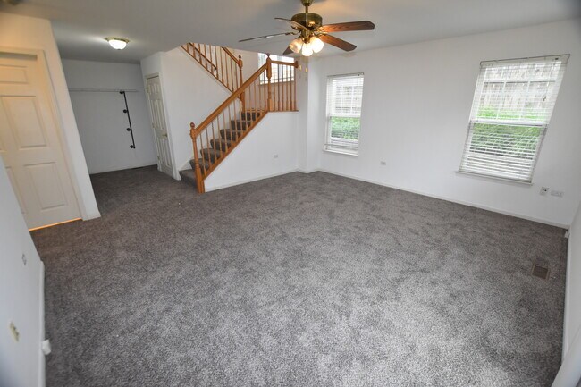 Building Photo - 2963 Saganashkee Ln