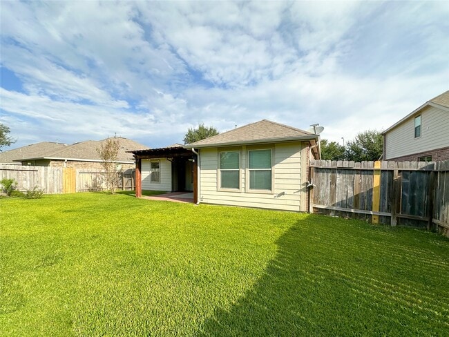 Building Photo - 8635 Sweet Pasture Dr