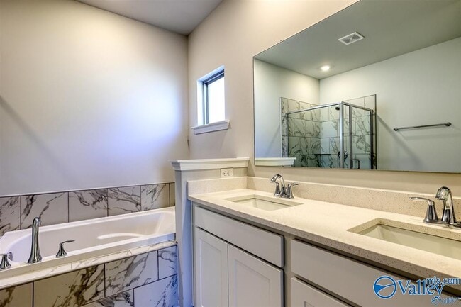 Building Photo - 115 Willow Rose Ln