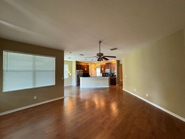 Building Photo - 4813 River Gem Ave