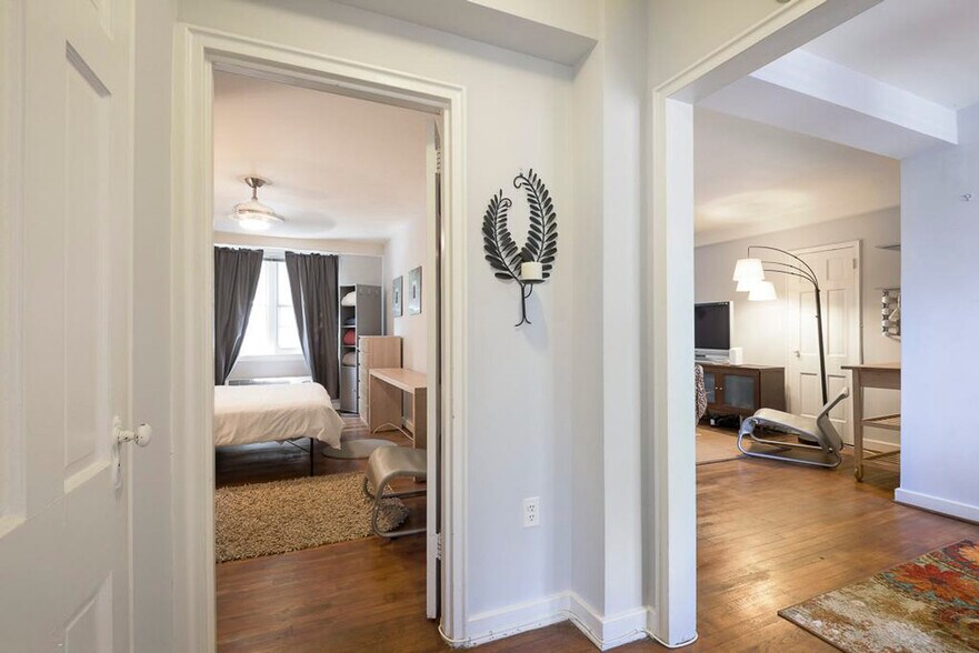 Building Photo - 4 Ashby St