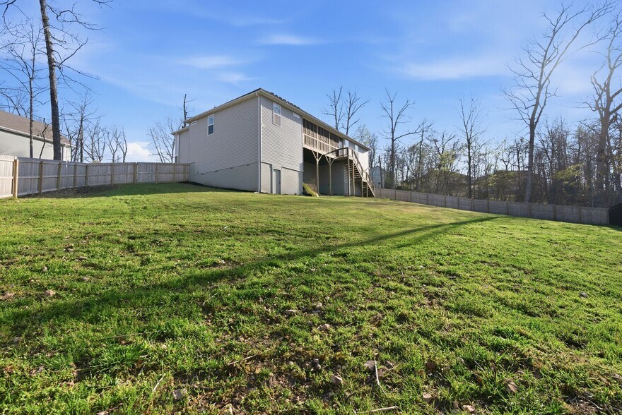 Building Photo - 12 Grier Ln