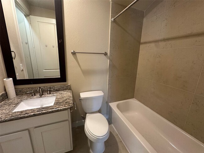 Building Photo - 2021 Fannin Station