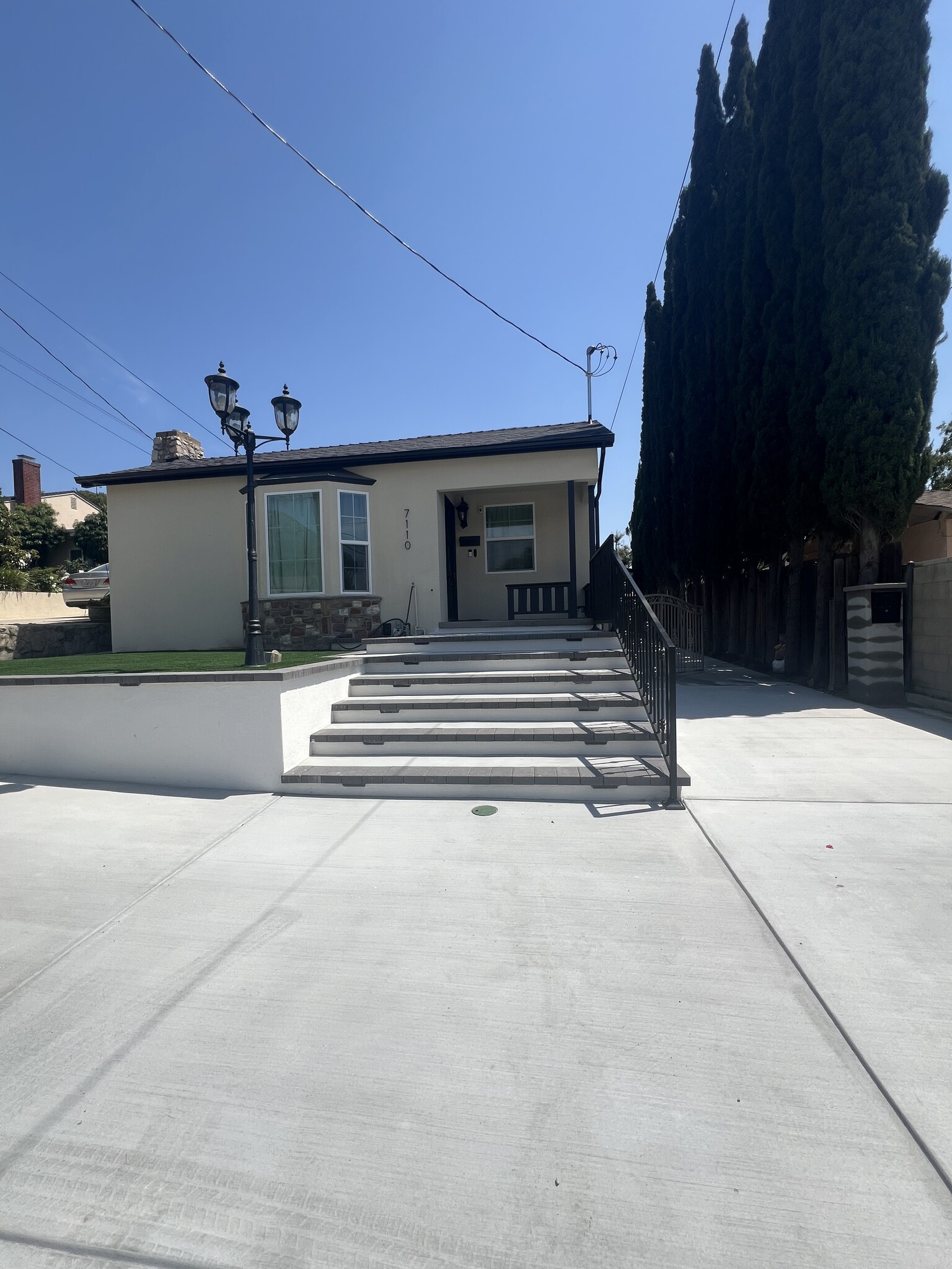 Building Photo - 7110 Summitrose St
