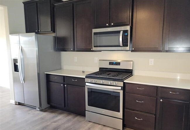 Building Photo - *$500 Move In Special*Beautiful 3 Bed 2 Bath Home in Enumclaw