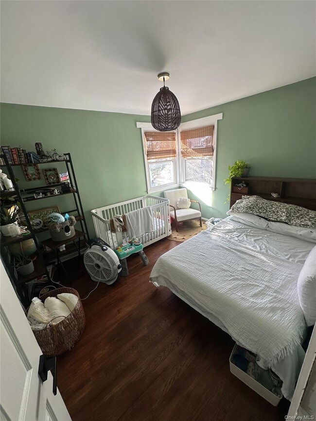 Building Photo - 615 Bronx River Rd