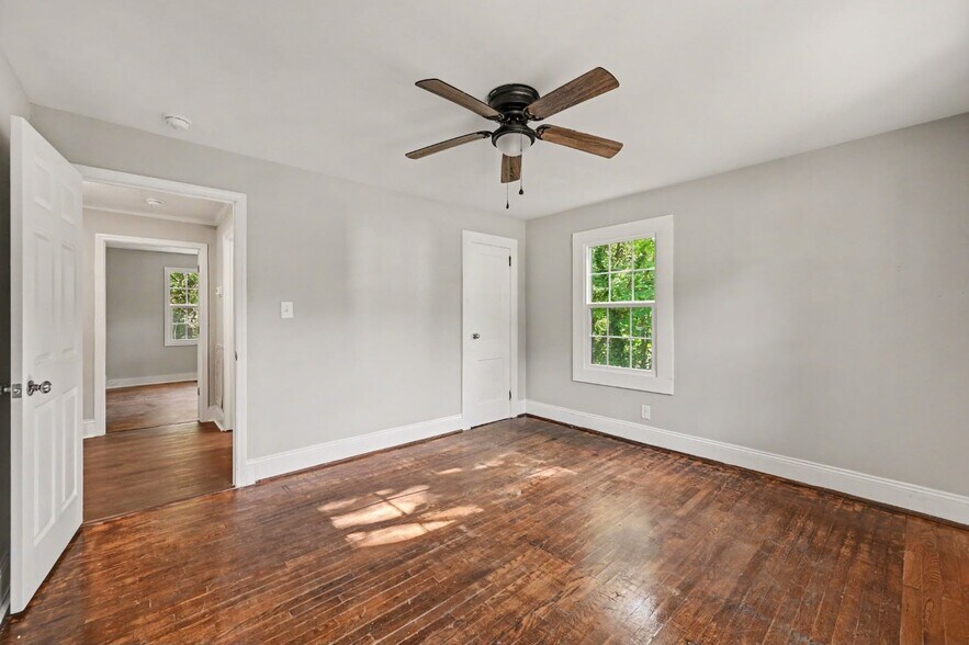 Building Photo - 359 Grice St