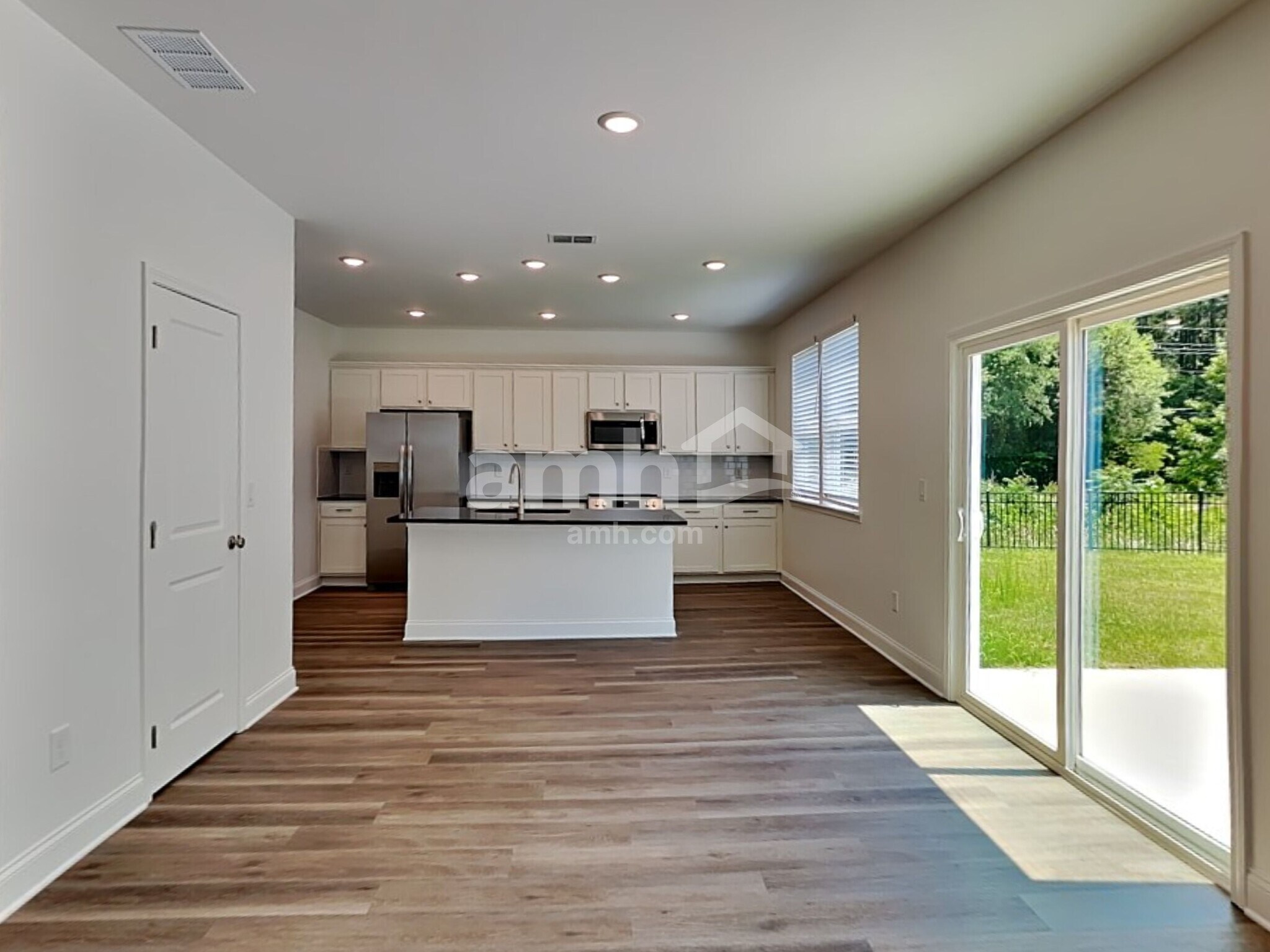 Building Photo - 17 Pecan Dr