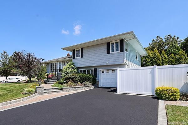 Building Photo - 12 Barnum Ave