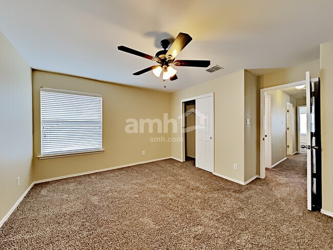 Building Photo - 250 Coopers Hawk