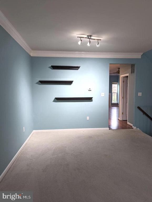 Building Photo - 14173 HUNTERS Way