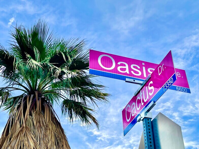 Building Photo - 6587 Oasis Ave