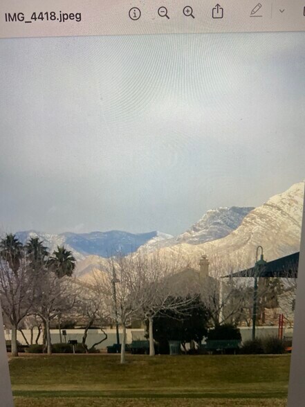 Building Photo - 1317 Olvera way