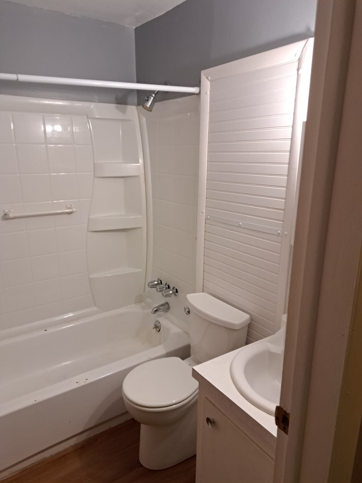 Building Photo - 1319 Chardon Ct