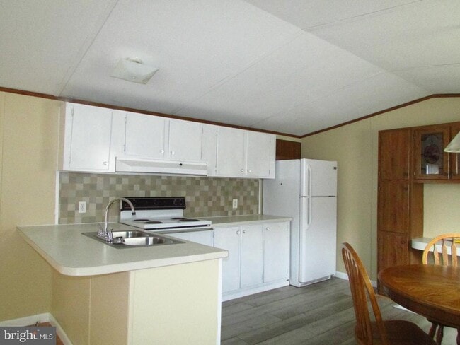 Building Photo - 24995 Kruger Rd