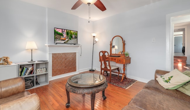 Building Photo - Stunning & Spacious 3 Bed/2 Bath Hampden Home - Fenced Backyard!