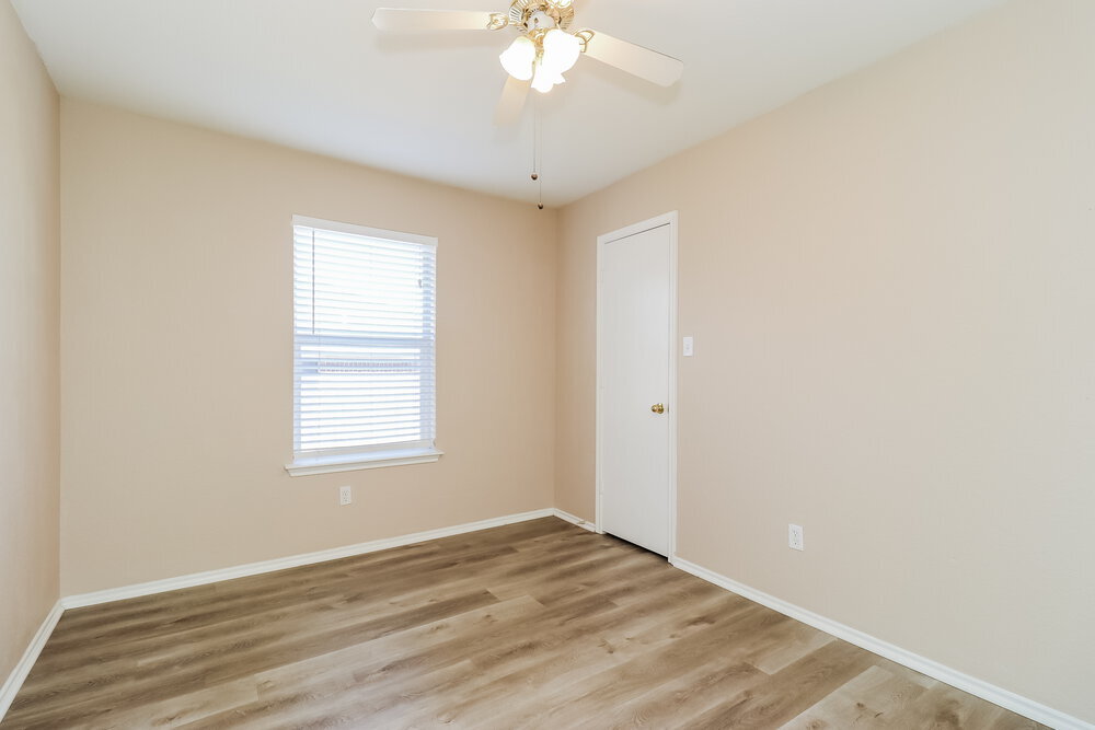 Building Photo - 6101 Summerfield Dr