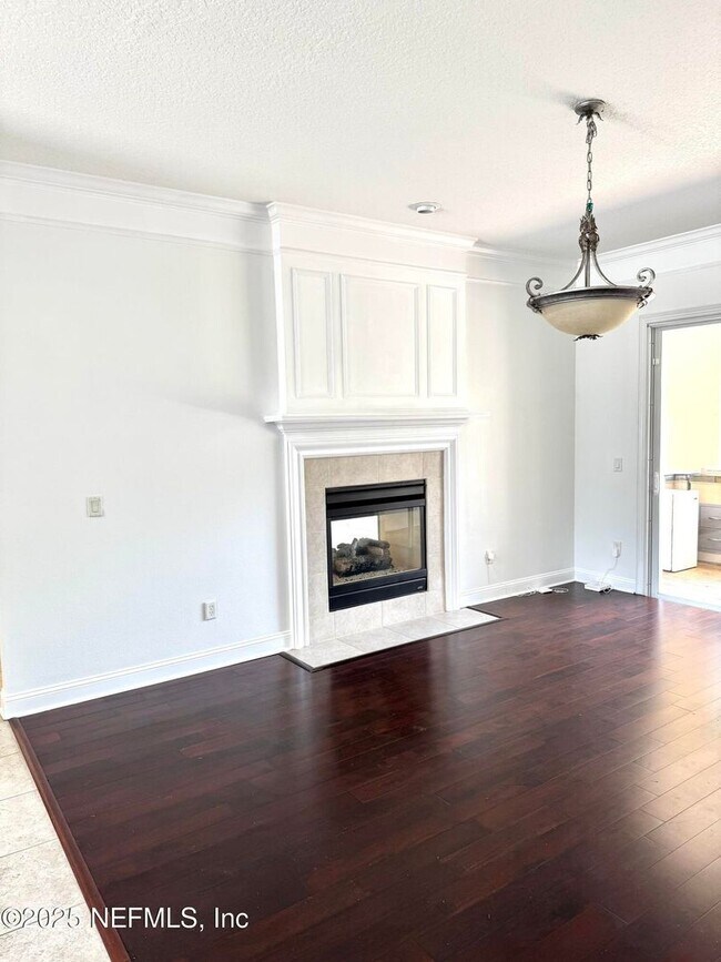 Building Photo - 9902 Windwater Ct