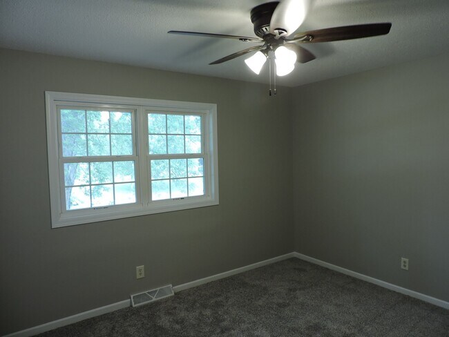 Building Photo - 3 bedroom, 2 bath house in Jesup