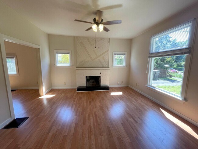 Building Photo - willh06