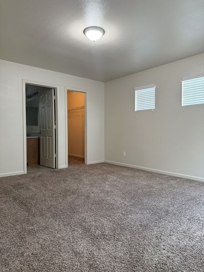 Building Photo - Beautiful Two-Story Home in Desirable Bellevue Ranch!