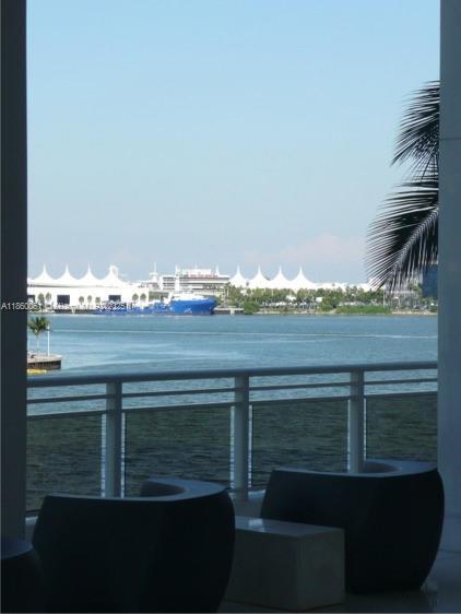 Building Photo - 901 Brickell Key Blvd