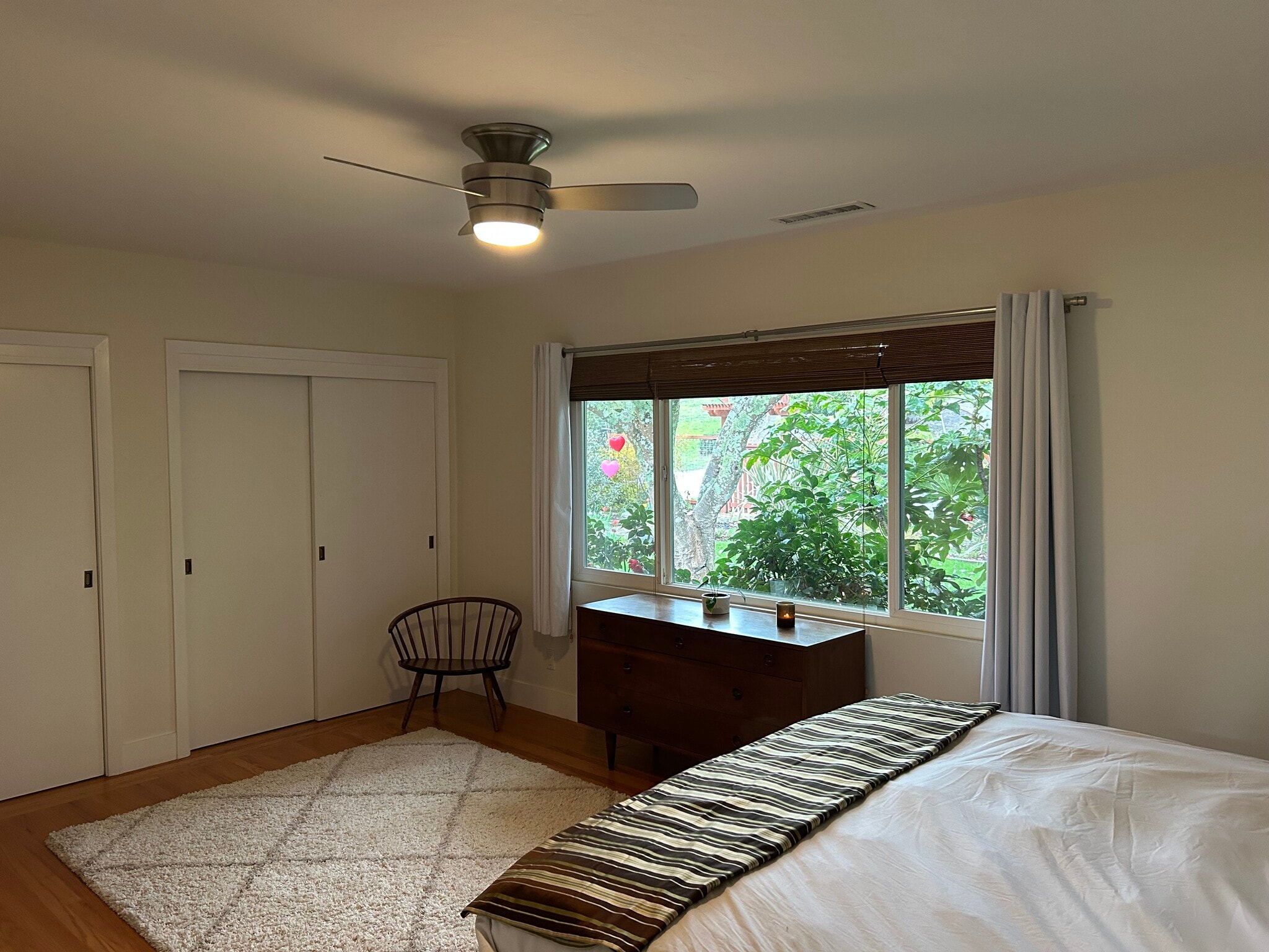 Master bedroom with connected bathroom - 1415 Butterfield Rd