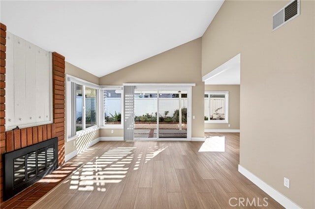 Building Photo - 3 Silver Fir