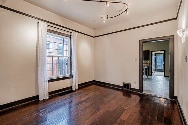 Building Photo - Charming 3BD, 2BA Wash Park Home with 2-Car Garage