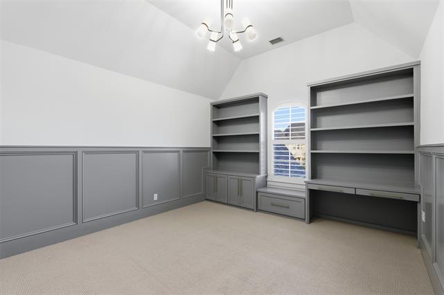 Building Photo - 3409 Bellcrest Wy