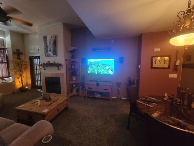 Building Photo - 8489 Canyon Rim Cir