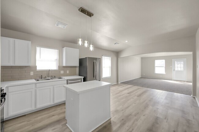 Building Photo - 3139 Lodgemist Ln