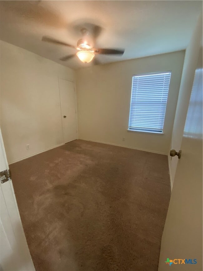 Building Photo - 206 Calixto Ct