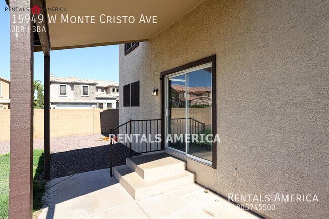 Building Photo - Corner lot with RV gate!