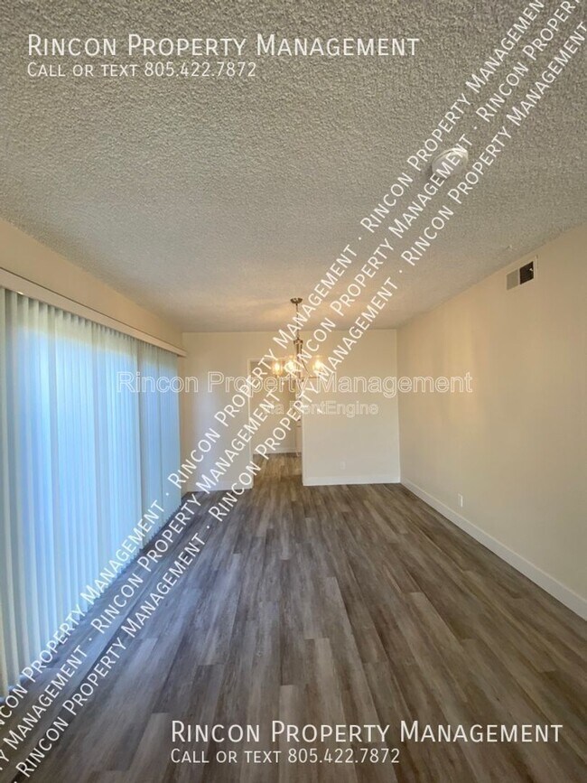 Building Photo - 555 Skyline Rd