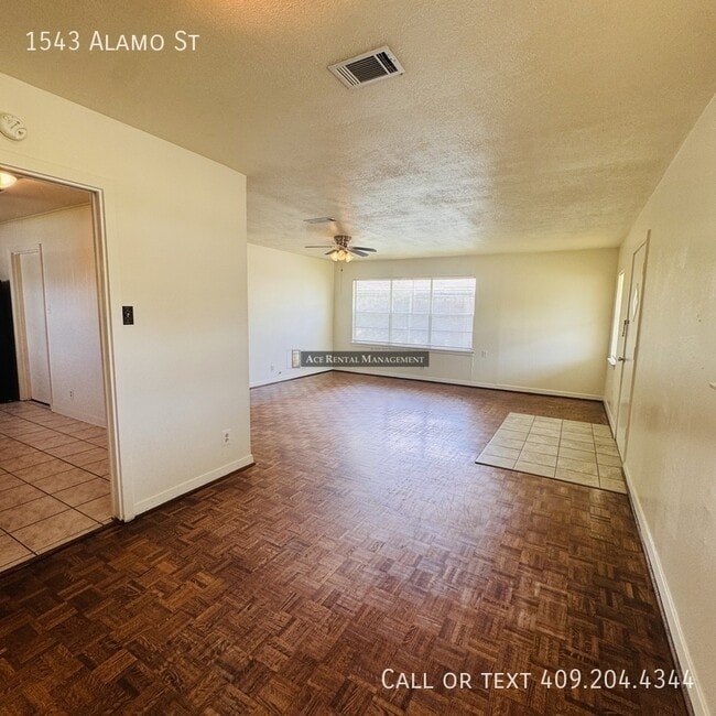 Building Photo - 1543 Alamo Creek
