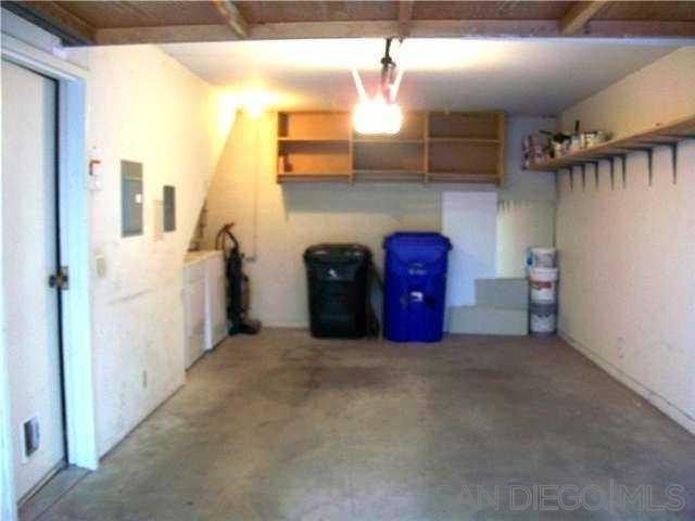 Building Photo - 6909 Park Mesa Way