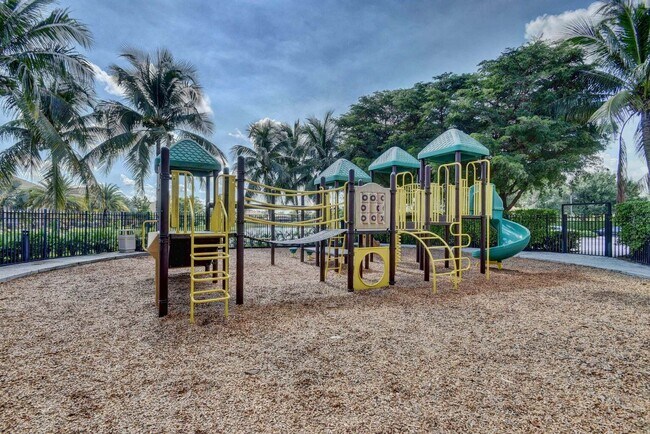 Building Photo - 10345 Medicis Pl