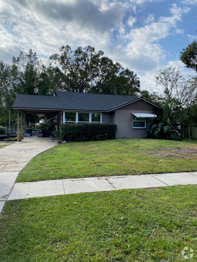 Building Photo - 1 bedroom/2 Bonus rooms Chuluota