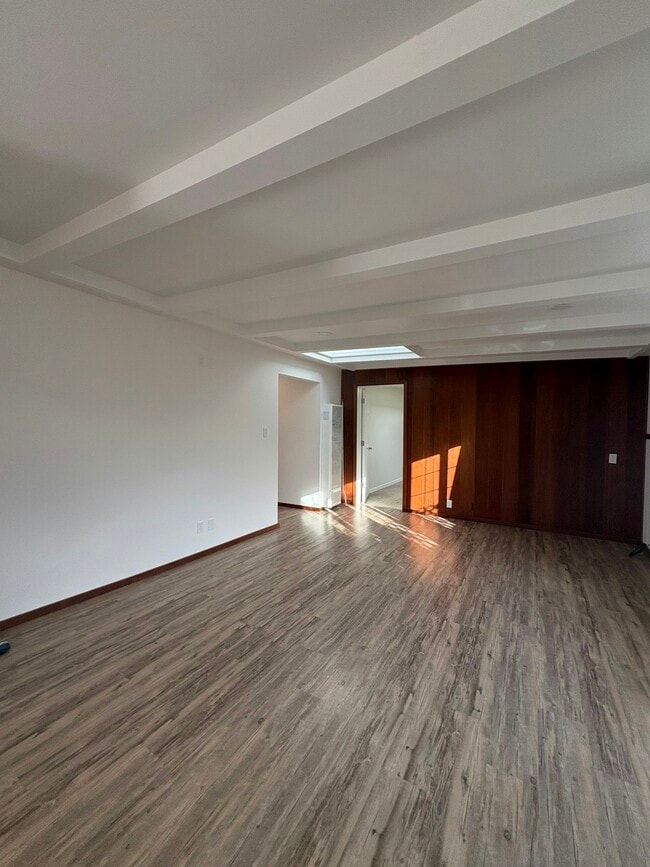 Building Photo - 1466 Janes Rd