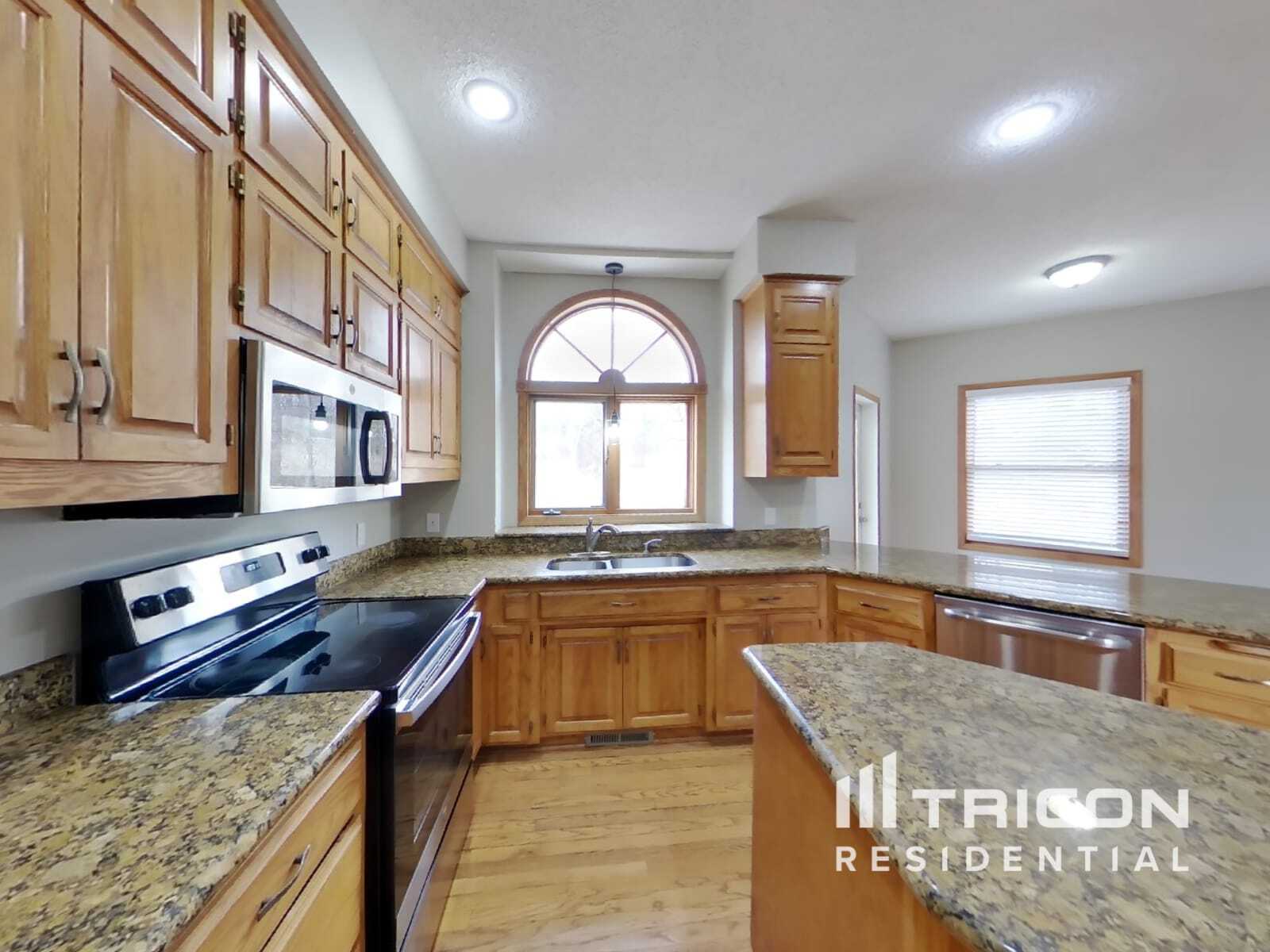 Building Photo - 4005 Deerwood Trail